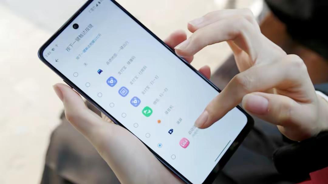 电池|仅2499元，骁龙888Plus+五千电池，售价亲民的512GB大内存手机