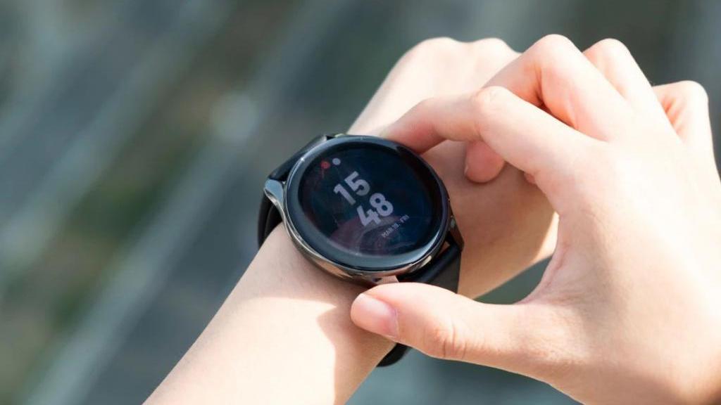 一加科技|一加手表 OnePlus Watch 评测：长续航、更流畅