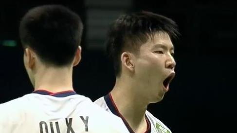 刘雨辰|国羽新双塔霸气十足，2-0横扫，0-1变1-1，小组头名之争白热化