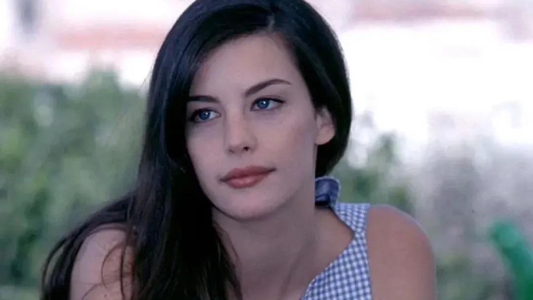 丽芙·泰勒|美国女演员丽芙·泰勒