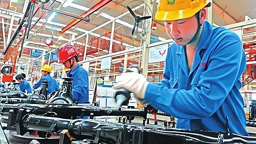 90后|国内大量工厂面临“招工难”，厂长表示90后招不到，70后不敢招？