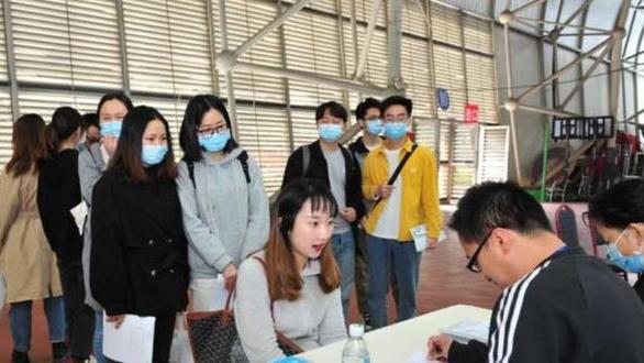 复旦大学|复旦大学学生失业，求助校方出面帮忙找工作，是无能还是矫情？