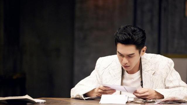 张若昀|《大侦探7》完全控场，存在感太强！张若昀已经开始学会带节奏了