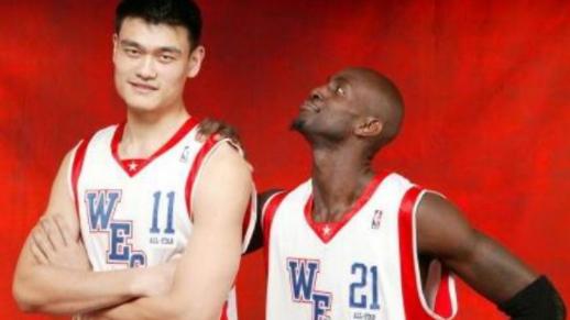 科比·布莱恩特|维金斯入选首发也就算了，连范乔丹都能来混一把，NBA如今是真缺明星