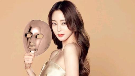 韩艺瑟|韩艺瑟：被封杀3年后翻红成顶流，花60亿买豪宅，爱上小10岁男模