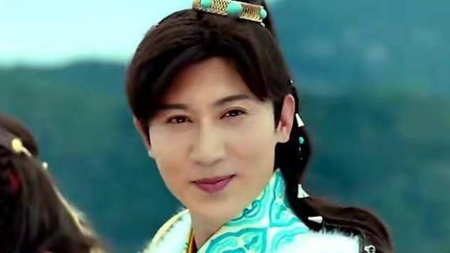 邱心志|颜值不够却偏要演男主的8位男星，一出场就被男配秒杀