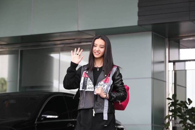 刘海 工藤静香发型师亲授：细调卷度与刘海就有整容效果，木村嫂回春了