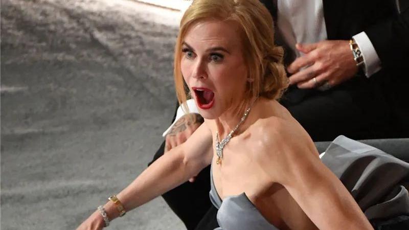 奥斯卡|奥斯卡救视主诞生！史皇一巴掌让奥斯卡典礼火了，收视率翻一番！