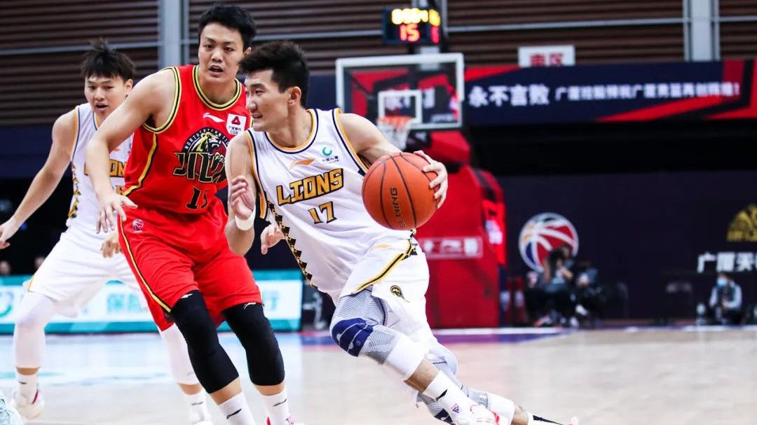 东北虎|CBA：琼斯神勇还在，双姜进攻受阻，东北虎0-1广厦，送对手夺赛点
