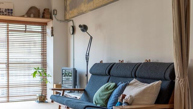 水泥毛坯墙、外露水管，75㎡公寓看着简陋，住进去才知道有多温馨