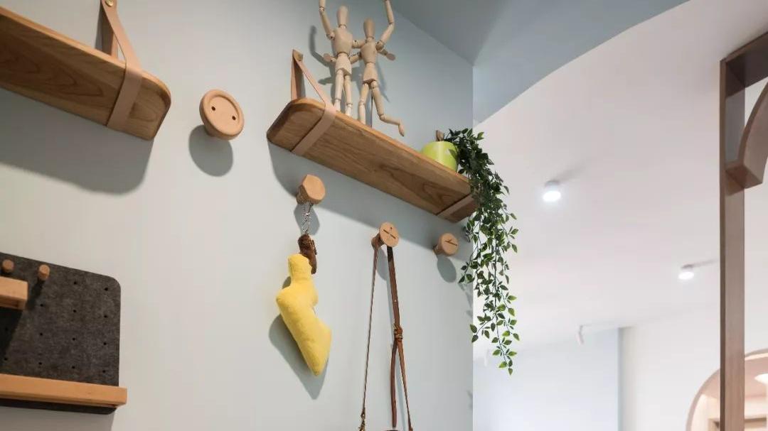 还在玄关装鞋柜？别犯傻了！聪明人都这样装，实用又上档次