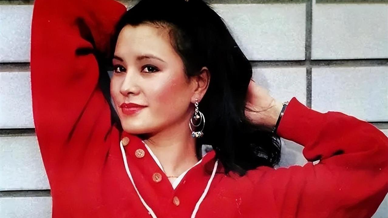 80年代|80年代当红女星张晓敏，巅峰时隐退远走加拿大，如今她过得怎样？