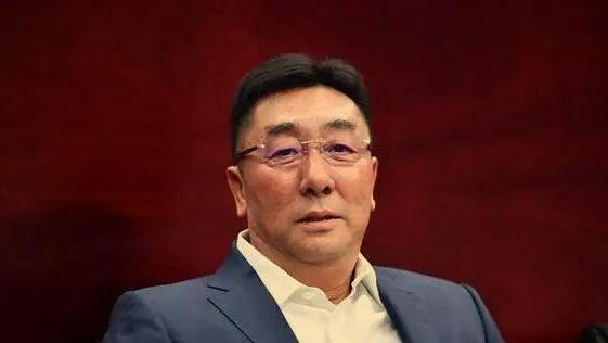 辽宁男篮|恭喜郭少中头彩！曝辽篮狂砸0.4亿庆功刘董大气变相送大漂亮豪车