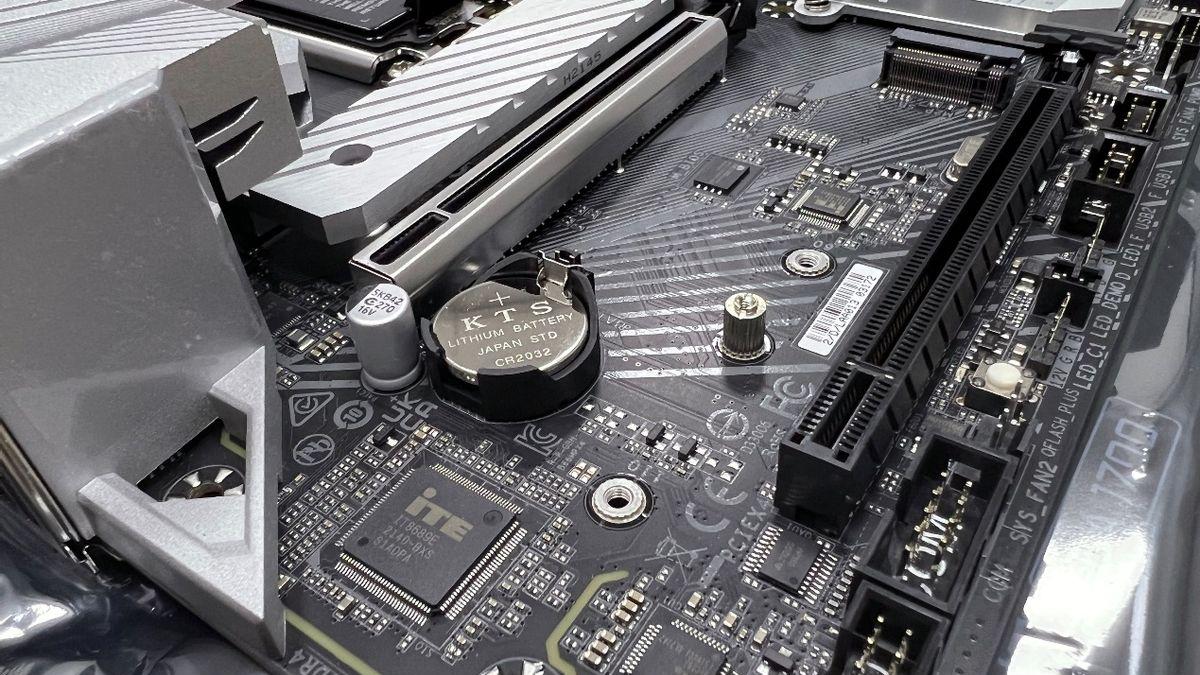 技嘉|诚意十足的超值之选 技嘉雪雕 B660M AORUS PRO AX D4评测