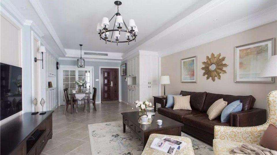 20万装的美式新房，进门就是嵌入式大柜子，亲友们都夸实用又好看