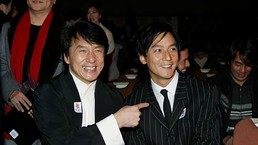 吴彦祖|吴彦祖曾保护被骚扰的女性，被醉汉用酒瓶暴击，我相信成龙的话了