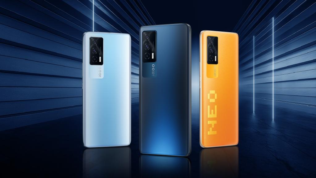 vivo|红米K40甘拜下风！vivo旗舰开启清仓模式：高通870+66W不到2000