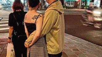 具俊晔|具俊晔高雄演出放歌示爱大S，夫妻两现身街头搂着腰晒恩爱