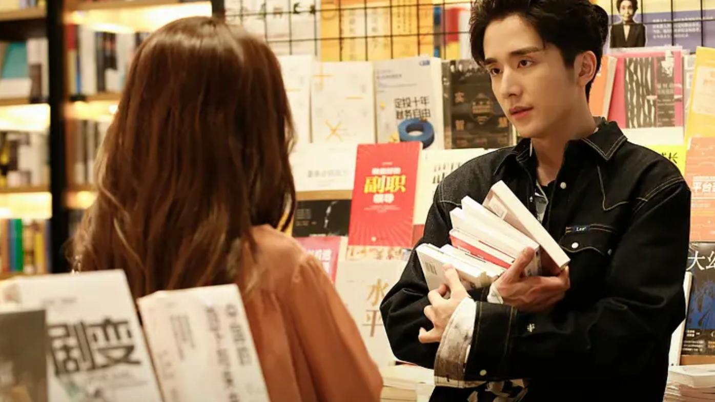 回廊亭|剧情注水、宣传错位，《回廊亭》开播热度高口碑差