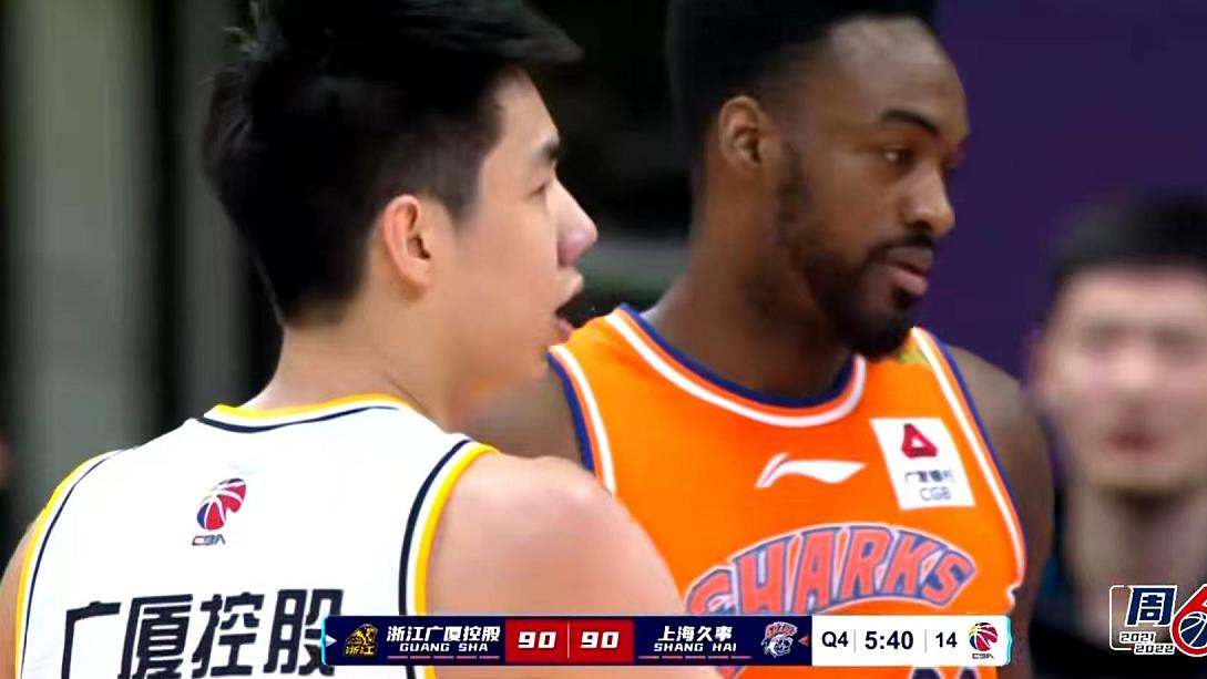 杰伦·布朗|孙铭徽20+4+8，广厦男篮险胜上海排名第1，王哲林28+17力压奥卡福