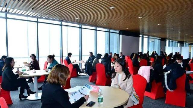 招聘|老员工要求加薪500遭拒，新人工资却高出一倍，3个月后老板慌了