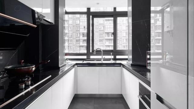 95平现代风三居室，这个小户型的收纳真是棒