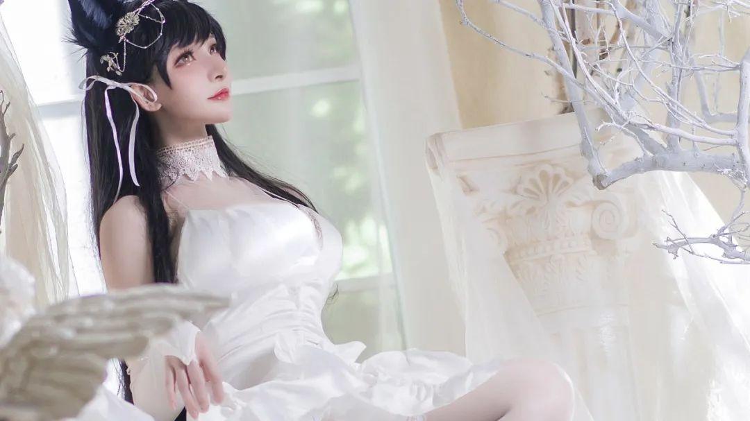 萝莉控|cos：碧蓝航线白色婚纱爱宕犬cos正片@萝莉控