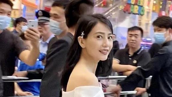 刘诗诗|从《倚天屠龙记》走出来的女星，高圆圆不是最美，被刘诗诗惊艳了