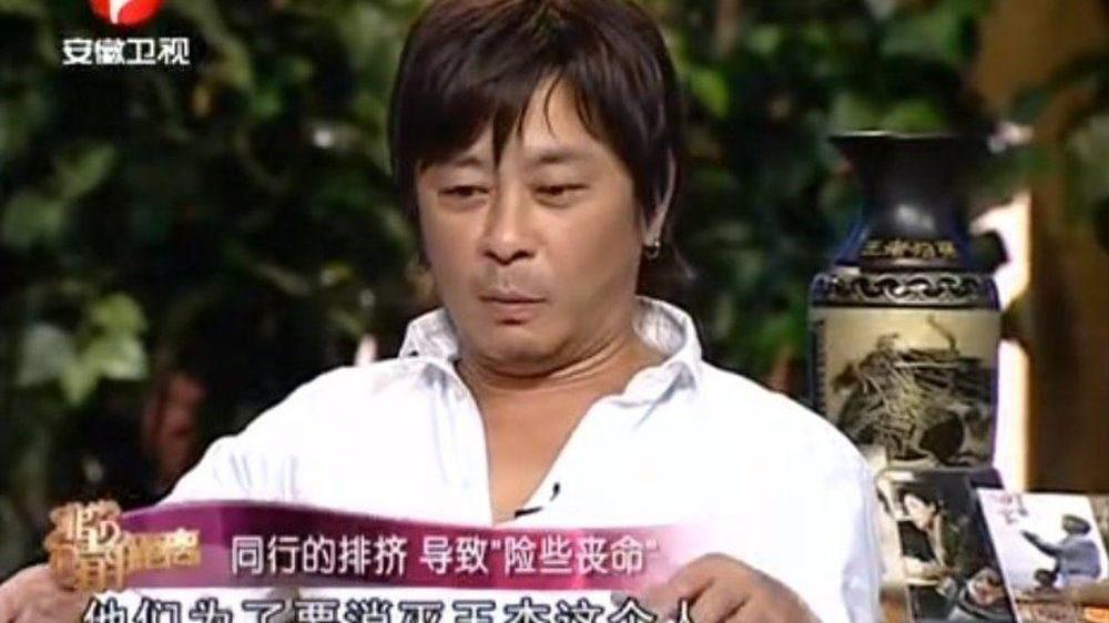 王杰|王杰：从歌坛巨星到一无所有，到底是谁“要”了他的嗓子？