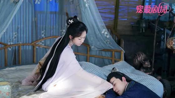 杨紫|但见炉中沉香如屑，徒留过往相思成灰，杨紫，成毅携手带观众走进《沉香如屑》！