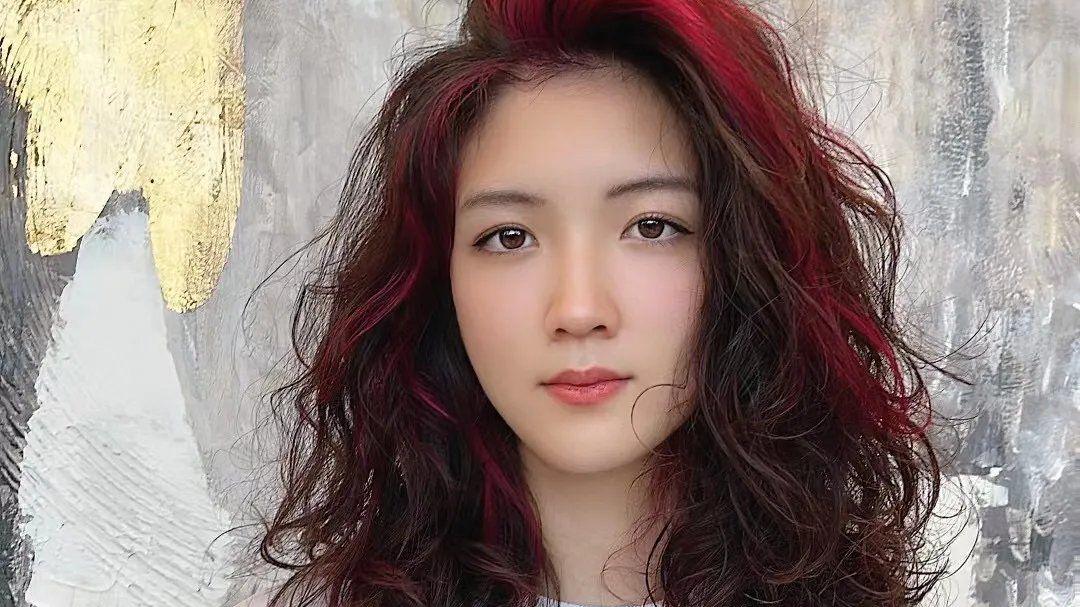 高马尾 别再烫全头卷了，当下最火短发送给你，美到让人看不够