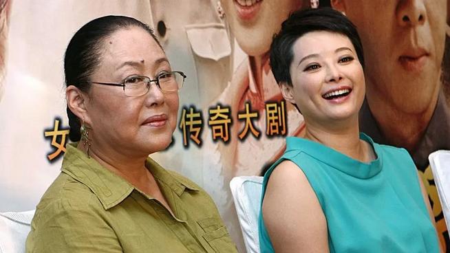 马德钟|50岁袁立卖闲置引网友争议！款式实在是让人费解