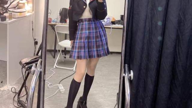 美女主播|美女主播穿JK服对比，井川里予真纯欲天花板，小钰回到18岁