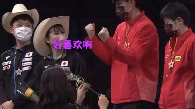王楚钦|桃花运！球迷心里的国乒“皇太子”魅力太大，被伊藤的接班人相中