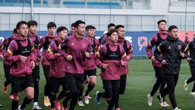 中国队|成都蓉城主场敲定，多重因素加持，凤凰山有望承办中超开幕式