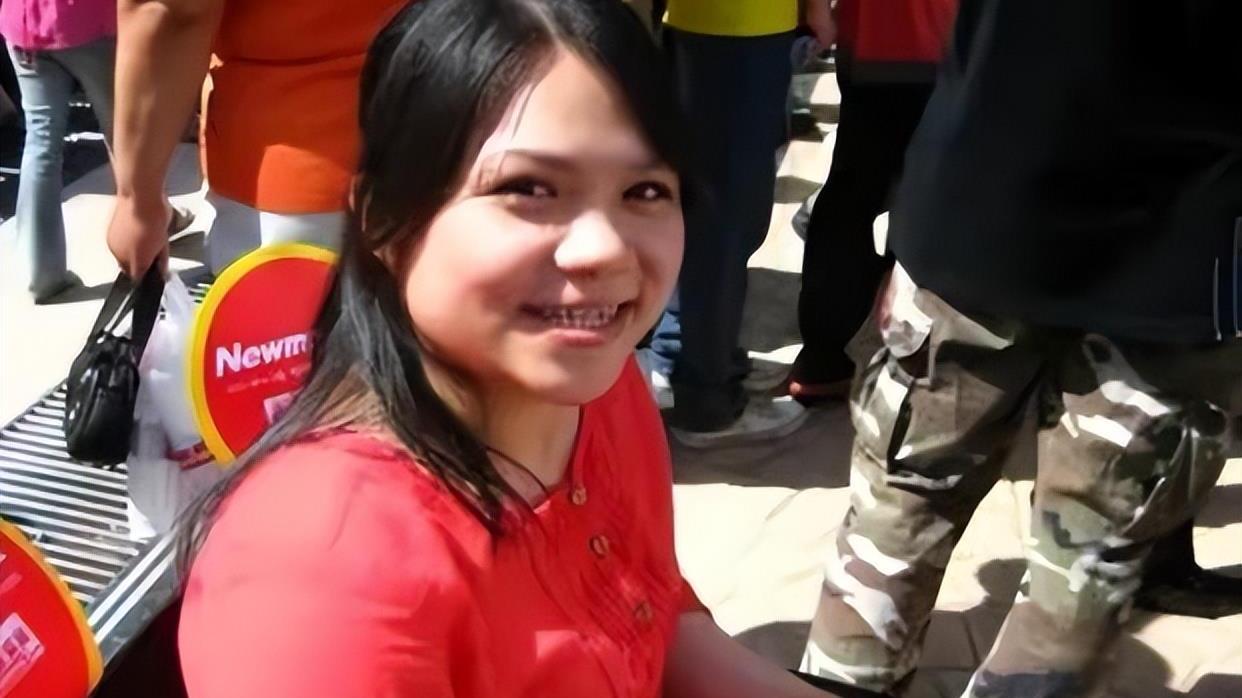 商州|重度残疾的谭伊玲，生下儿子后，被丈夫抛弃，如今当主播挣钱