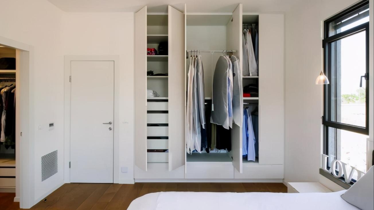 同样的板材，木工打柜子与定制柜子，哪个更划算？一文解答清楚