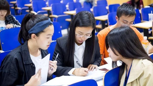 招聘|铁路集团迎来春招，月薪8000待遇丰厚，这几类人容易被录取