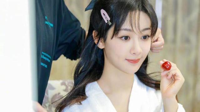 杨紫|杨紫不录“萌探”，转头录制不火的“你好星期六”，有三方面原因