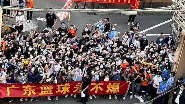 广东男篮|不错！CBA广东男篮开总结会，探讨大外援人选，CBA老熟人成首选