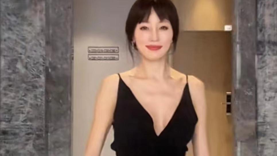 陈嘉容|宣布改回旧名！45岁香港女星进军内地市场，因自称名模掀网友骂战