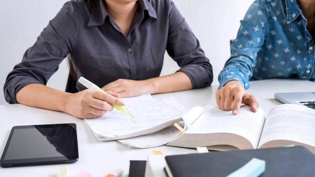 西装|中考生不再分流，普高职高都可以考大学，这下家长放心了