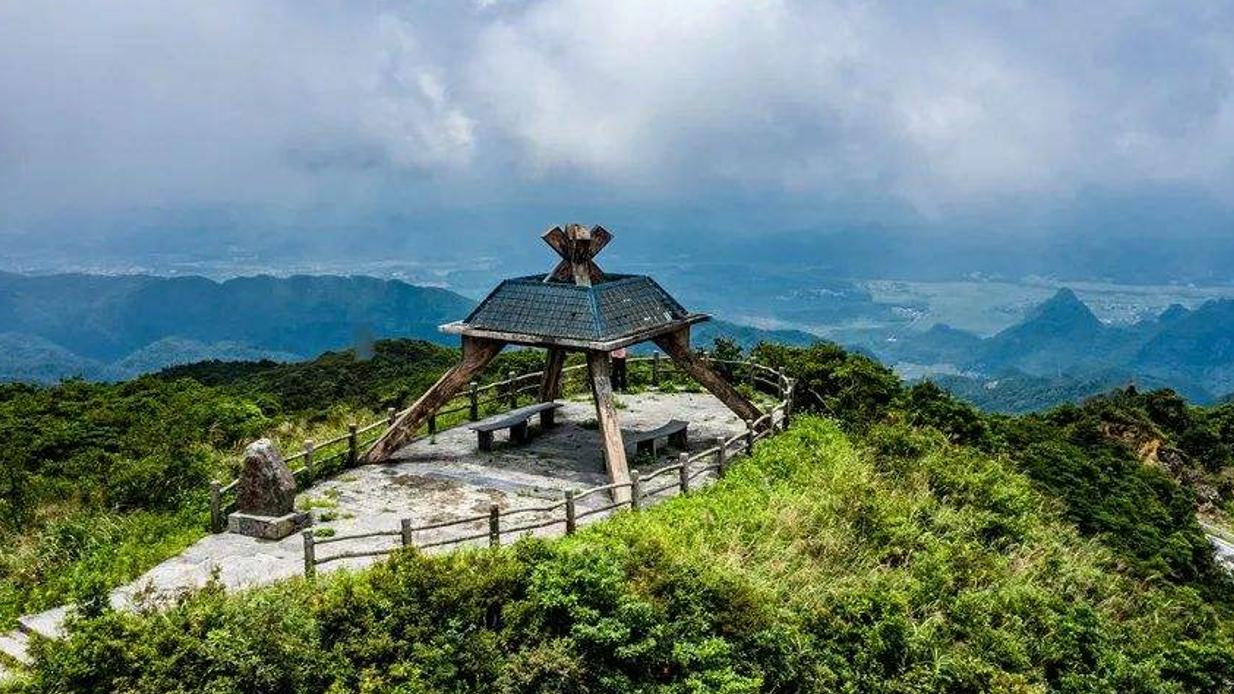 大明山|春有百花，夏有瀑布，秋季云雾，冬天松雪，四季皆可游玩的大明山