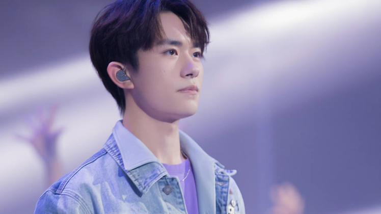 易烊千玺|易烊千玺有新舞台了？网传千玺将参加央视五四录制，还有伴舞佐证