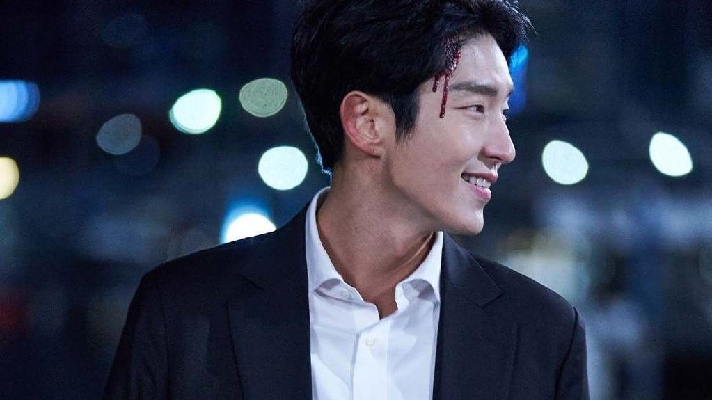 广州市|《再次我的人生》公开剧照，39岁李准基热血出镜，帅气依旧