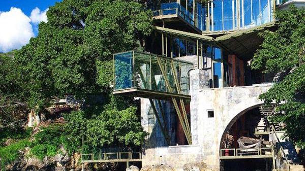 杨丽萍|三千万的“后花园”，里面如此“肮脏”，杨丽萍再光鲜的外表也遮不住