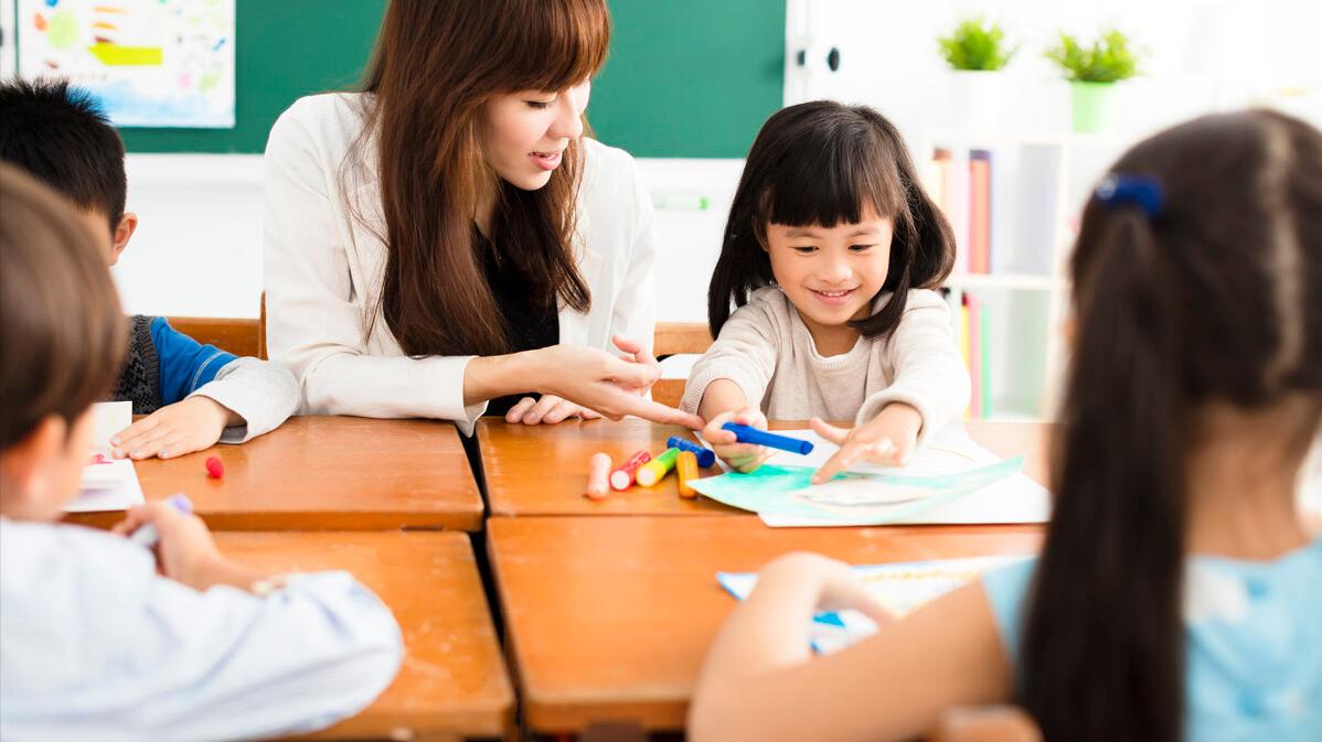 给娃选幼儿园兴趣班有讲究，有两种不建议选，费钱还学不到东西