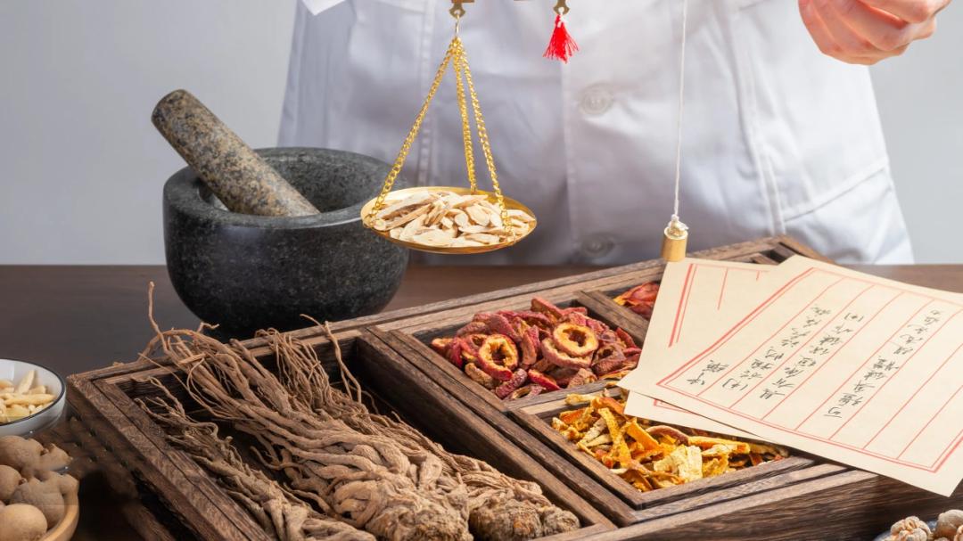 甲状腺|医生紧急叫停：厨房常用“1洗洁精”，正在挖空你的甲状腺，尽快扔