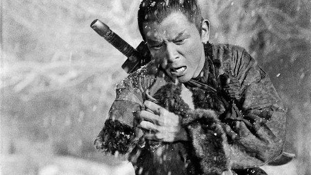 王羽|“大侠”王羽去世！两次救成龙，67岁踢翻甄子丹，江湖地位很高