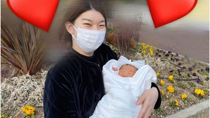 日本队|羽毛球奥运冠军生女，曾助日本羽坛打破中国统治，老公是昔日队友